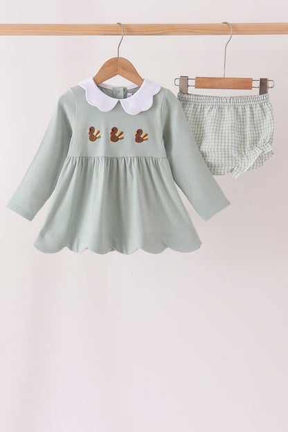 Green turkey embroidery scalloped bloomer set
